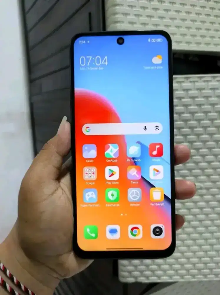 lagi bu hp redmi 12 ram.nya 8/256 mulus no minus jualin saja
