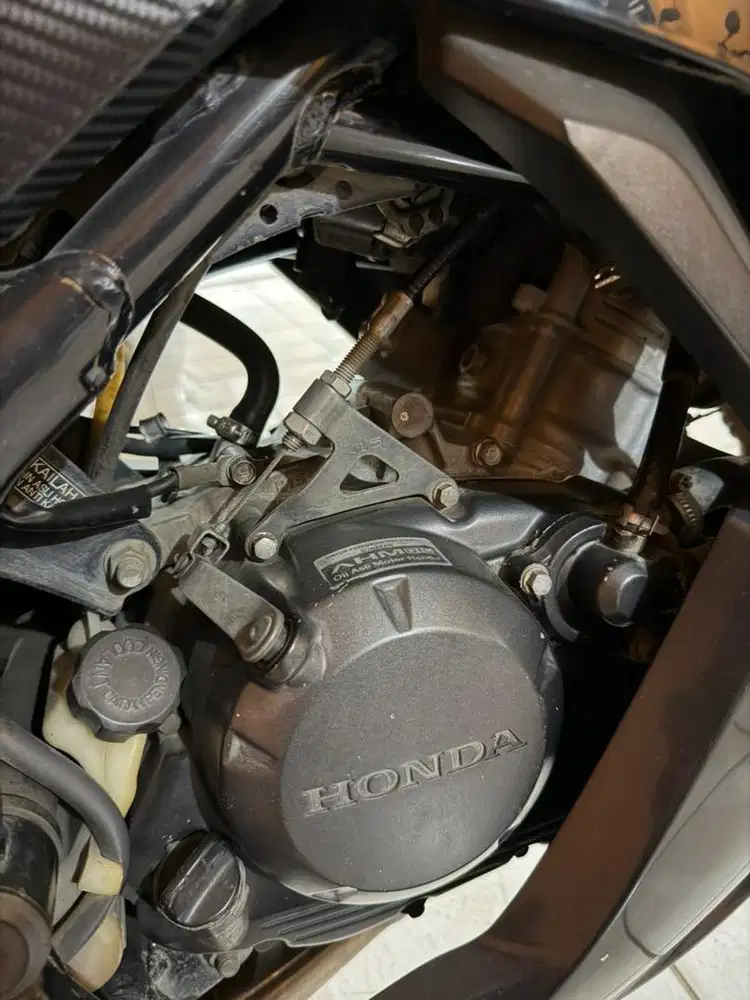 Honda CBR 150R th 2015 Murah
