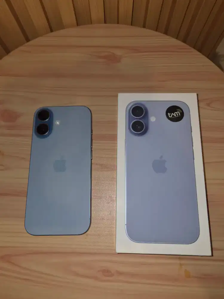 Dijual Iphone 17 256gb warna biru