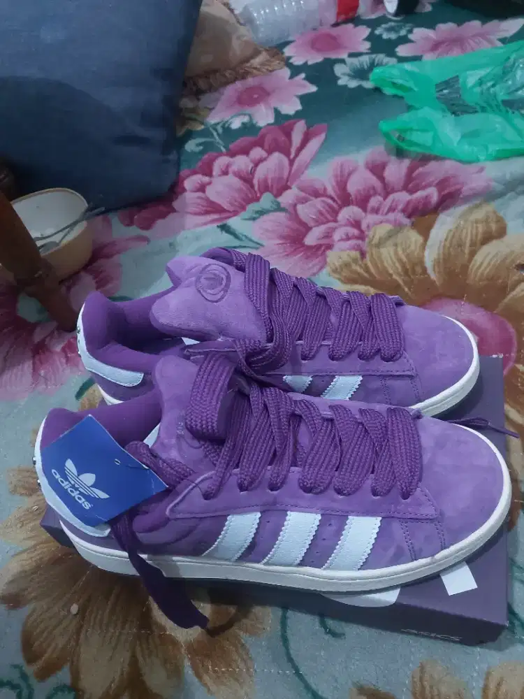 Sepatu addidas campus