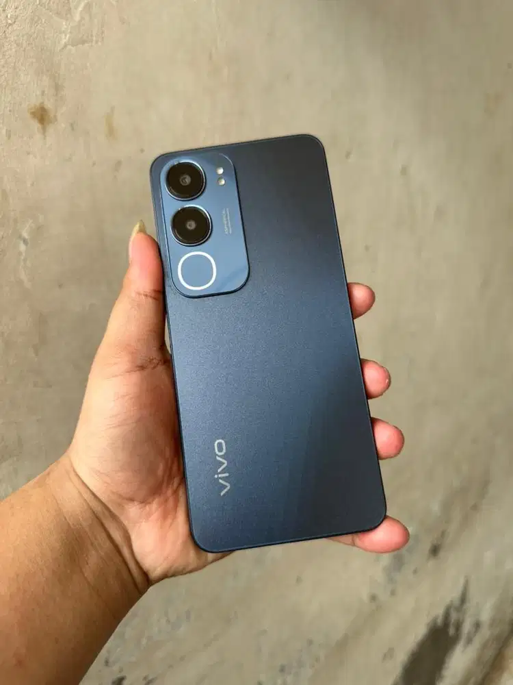 Vivo y19s pro 4/64 dan 4/128 hp + casan