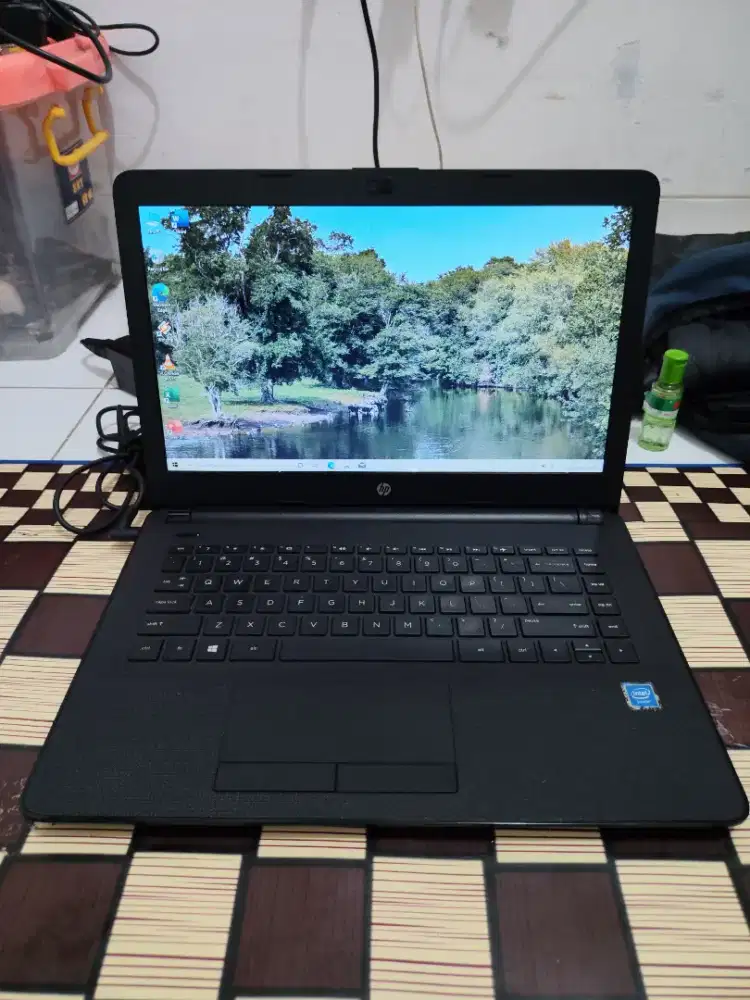 Laptop Hp 14-bs0xx , Body Slim , Batreai Awet , Win 10 , Office 2019
