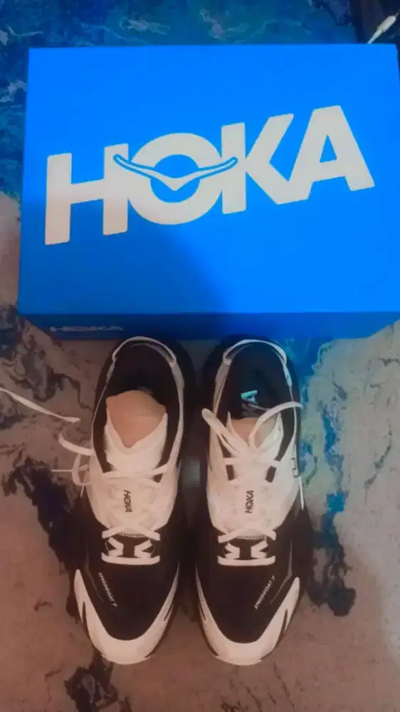 Sepatu HOKA one one speedgoat7 wide