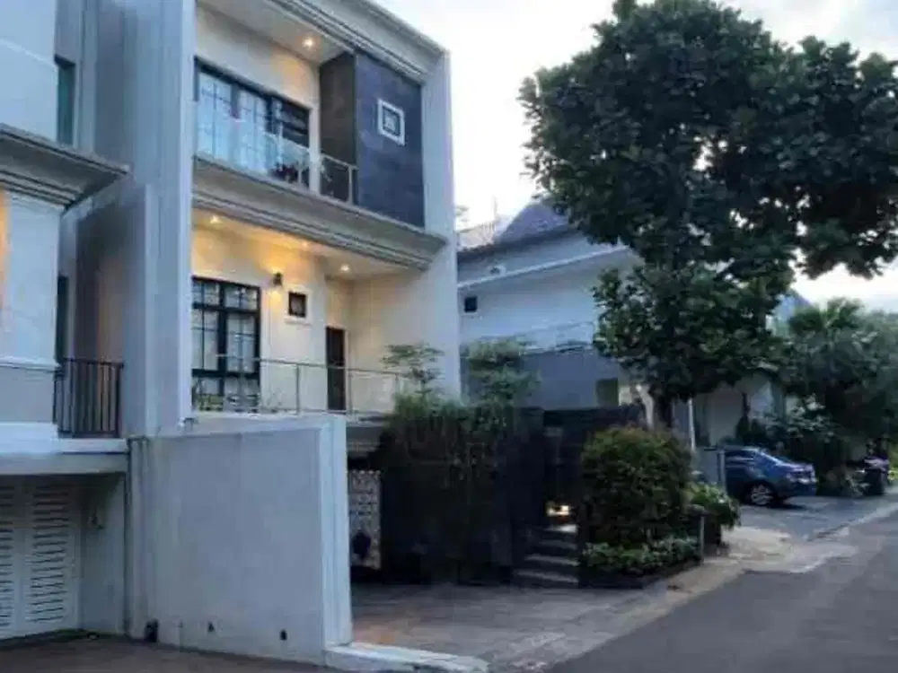 Dijual Rumah Mewah di Cluster Asoka Kota Jakarta Selatan, 186m, All In!