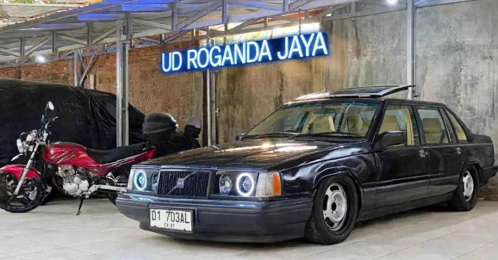 Volvo 960 GL 1995 American Style Interior Full Kuning Gading