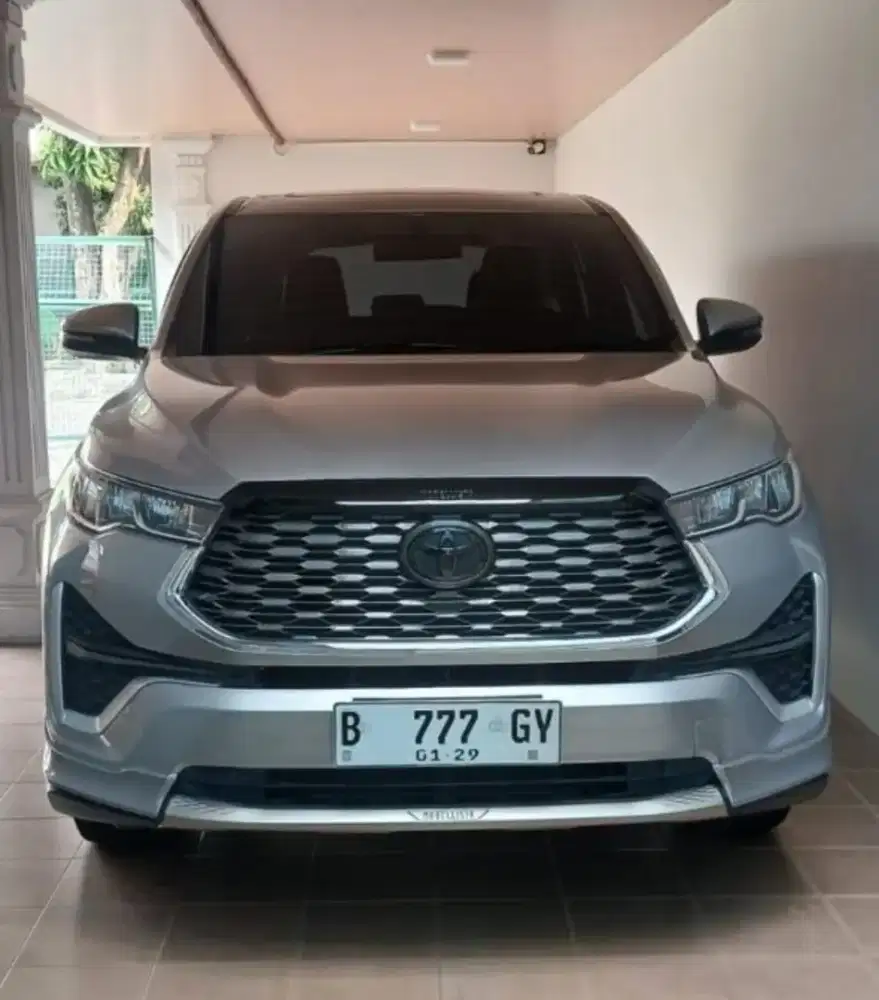 Innova Zenix Hybrid type V 2023