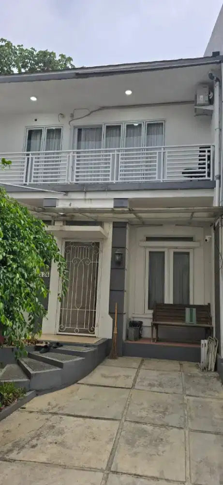 Disewakan Rumah Puri Laras 1 Ciputat