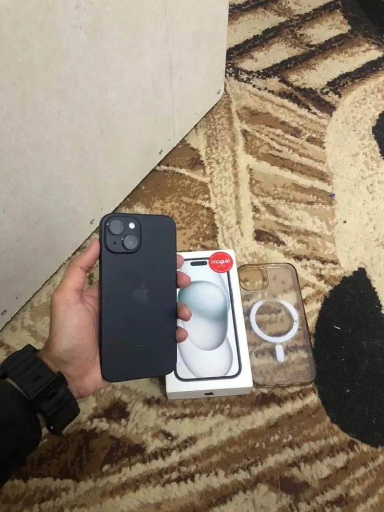 iPhone 15 128gb iBox