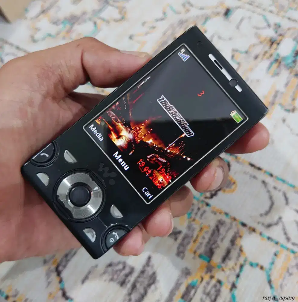 Sony Ericsson W995i hikaru all operator mulus