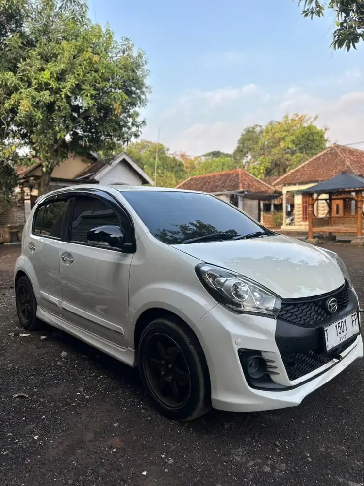 Sirion RS Sport 2017 Manual (Tipe Tertinggi)