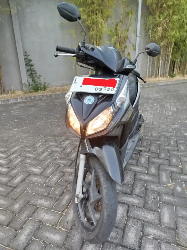 Vario Techno thn 2010 taat pajak surat lengkap mesin sehat bodi utuh