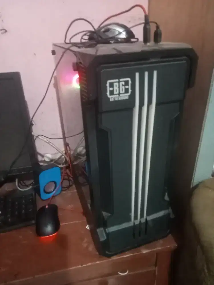 PC pemakaian pribadi i7