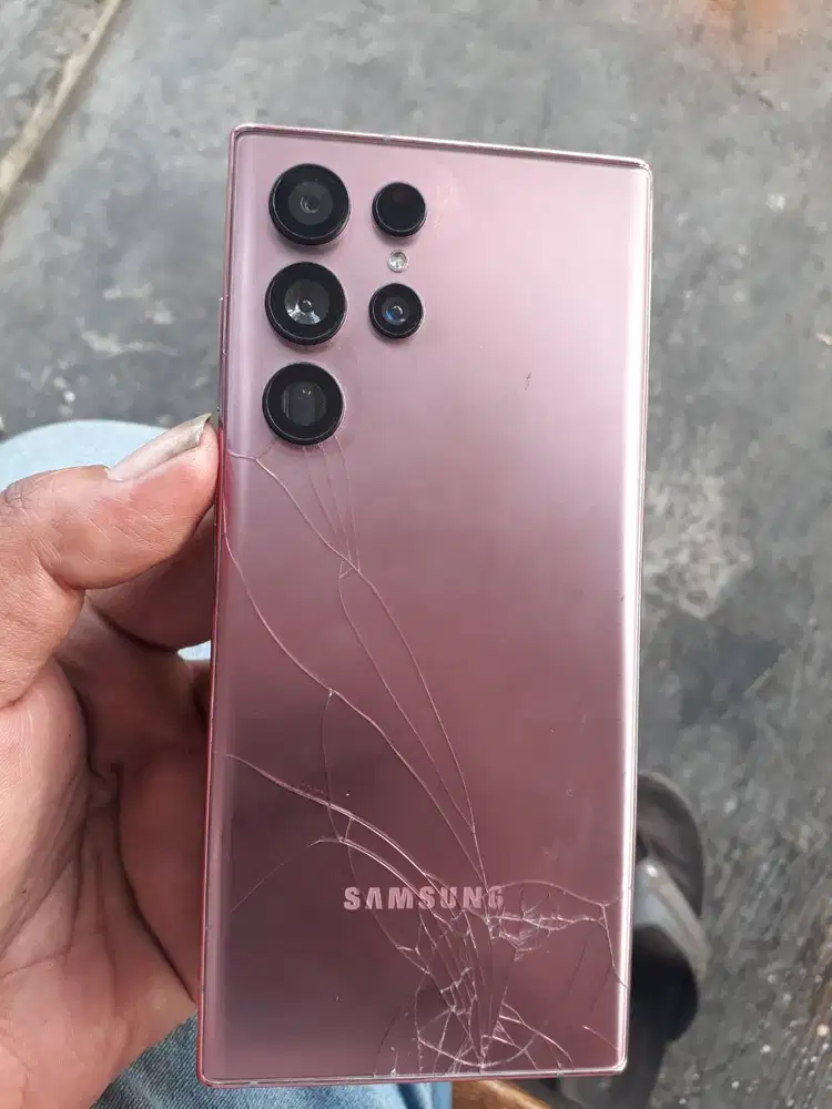Samsung s22 ultra ram 12/512 5G SEIN