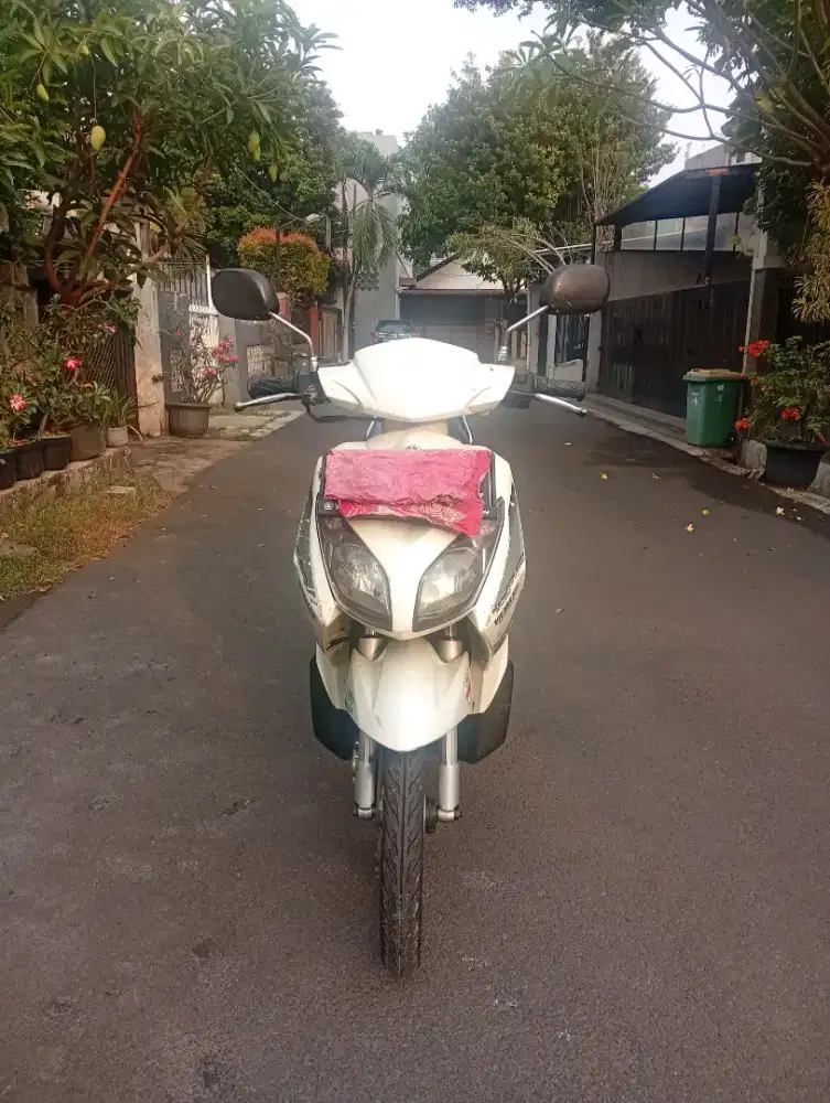 Dijual Nouvo Z putih