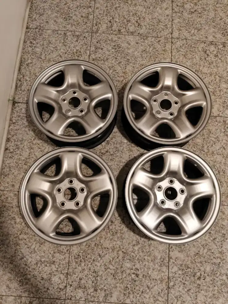 Velg Toyota Rav4 16