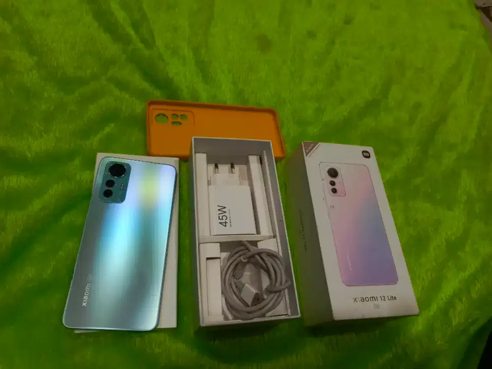 Xiaomi 12 lite 5G ram 8/256 gb second fullset ori