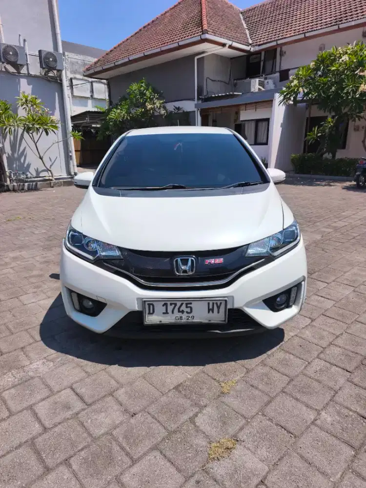 Honda New Jazz RS GK-5 2014 Putih Automatic