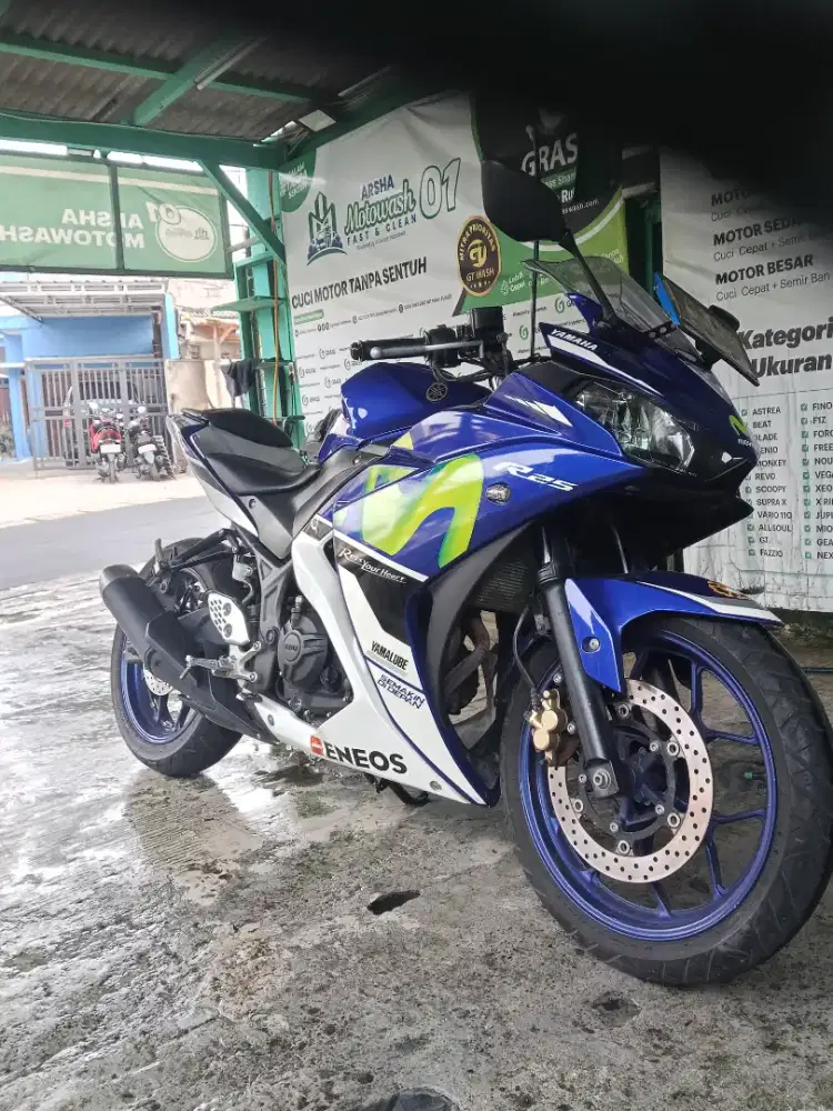 Yamaha R25 Movistar 2016 kondisi super