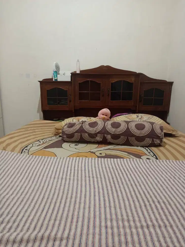 tempat tidur kayu jati no 1