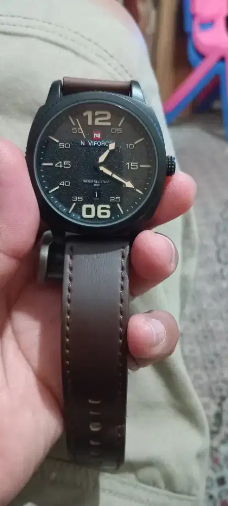 Jam tangan naviforce