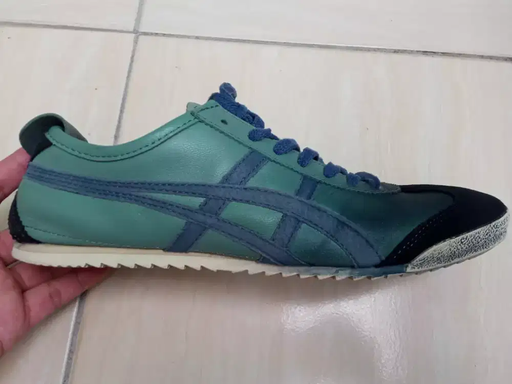 Sepatu Onitsuka Tiger sz 43 ½