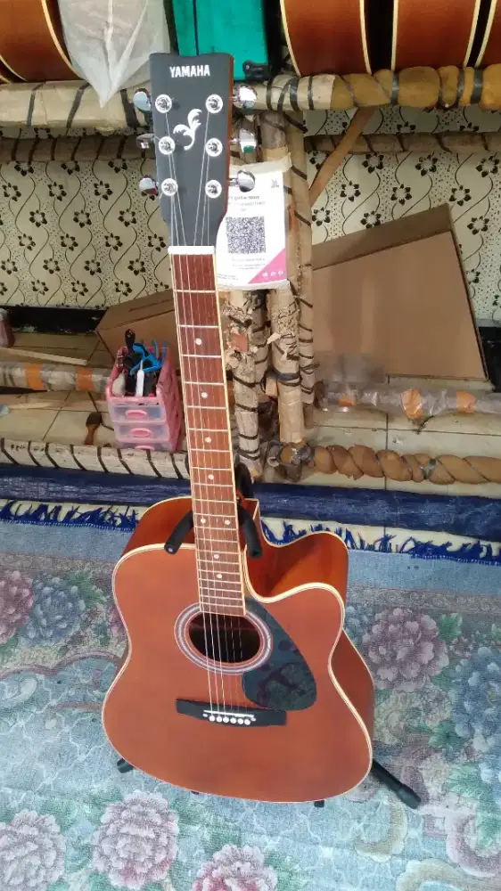 GITAR YAMAHA F310
