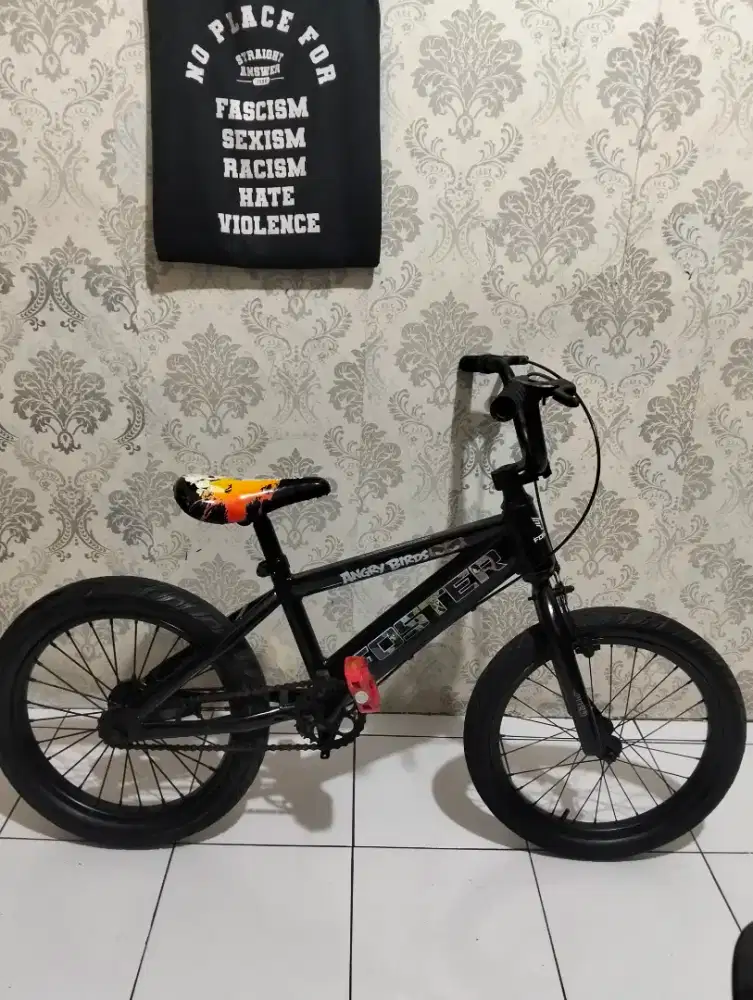 Sepeda BMX anak ukuran 18 untuk usia 5 sampai 9 tahun