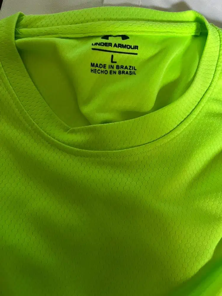 Kaos Under Armour