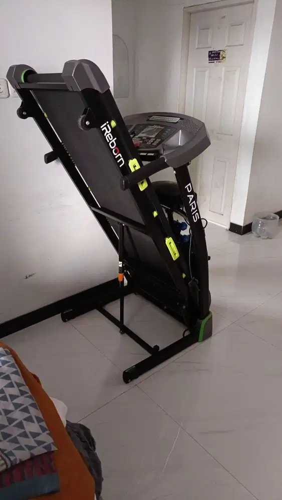 Jual Treadmill bekas merk I-Reborn Paris
