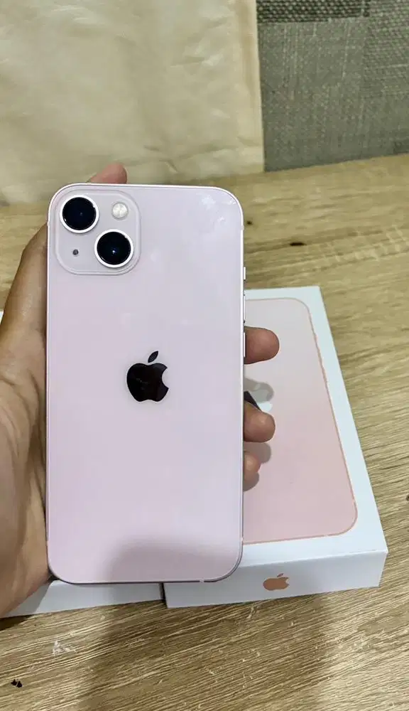 iPhone 13 128GB Pink