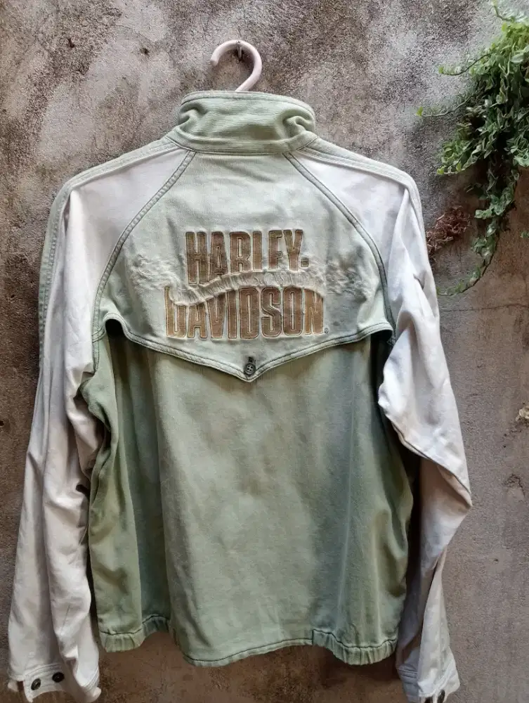 Harley-Davidson Jacket Size M Fit L,lebar dada 56/57cm Pnjg 61cm.