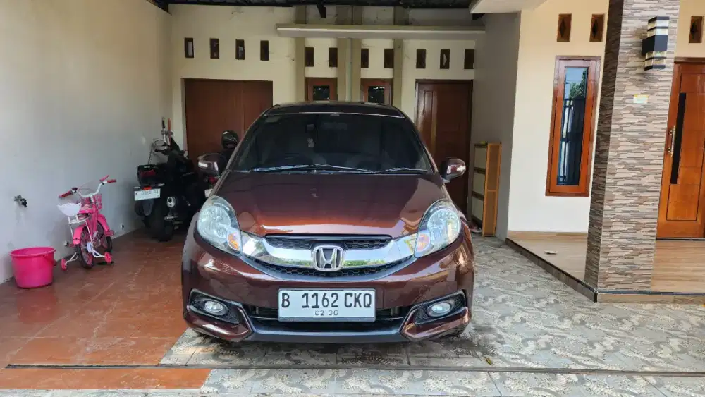 Mobilio E CVT 2014 Pemakaian 2015