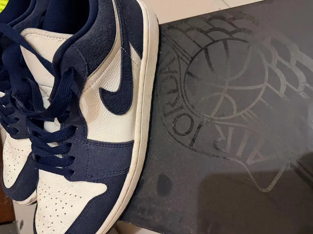 NIKE AIR JORDAN LOW SE