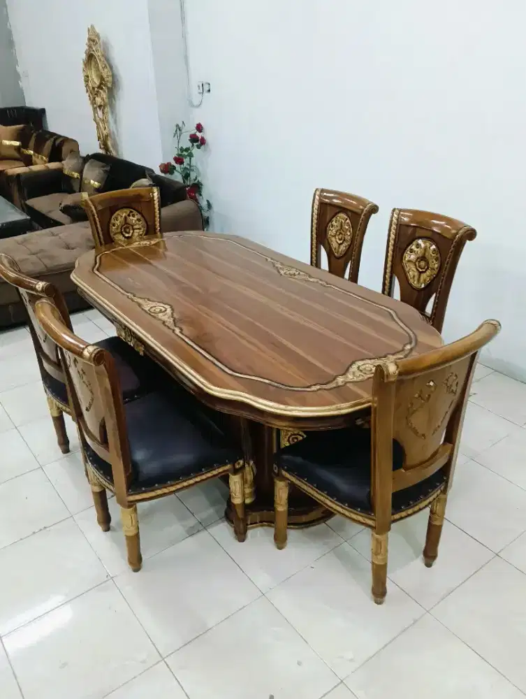 MEJA MAKAN JATI MERAH