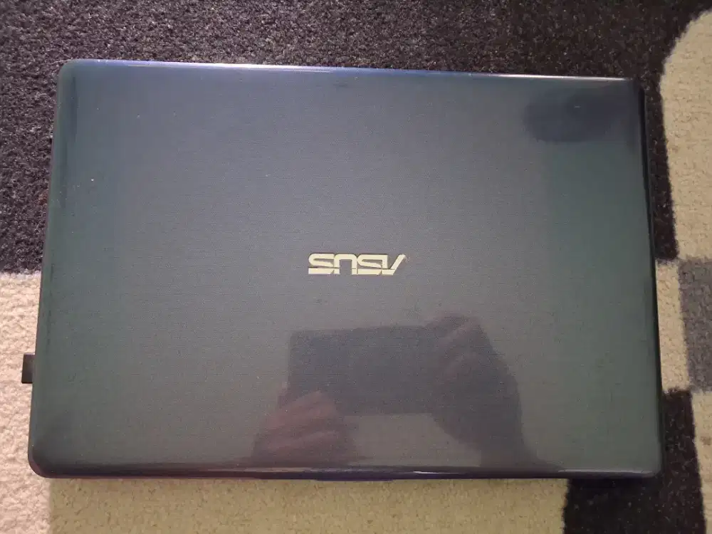 ASUS Vivobook E203NAH
