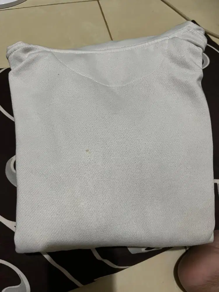Switter Hoodieku Putih
