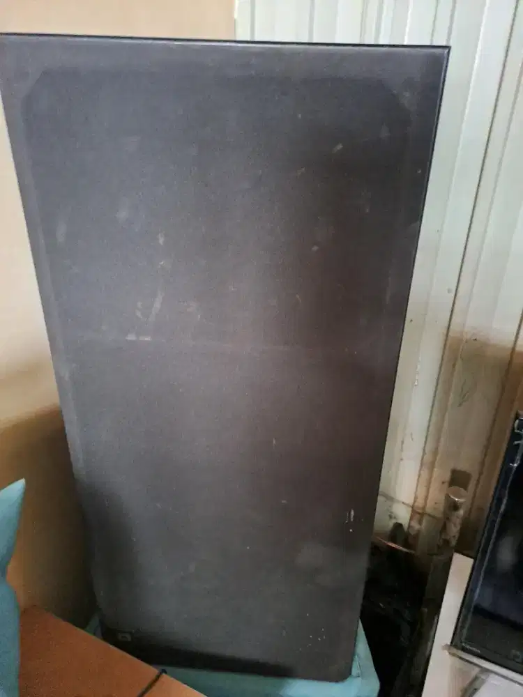 Dijual speaker merk JBL 12 inci