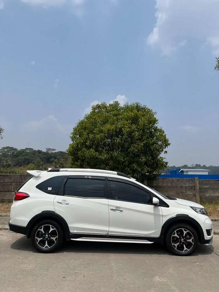 Honda BR-V 2017 Bensin