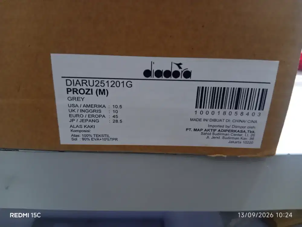 Sepatu diadora grey ukuran 45 nyaman