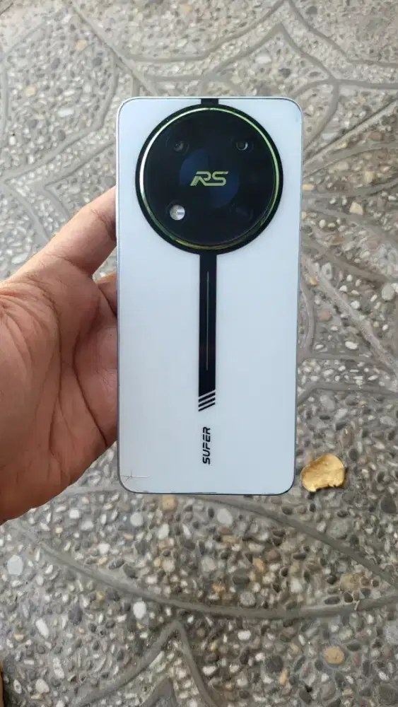 itel rs4 8/128 second bekas