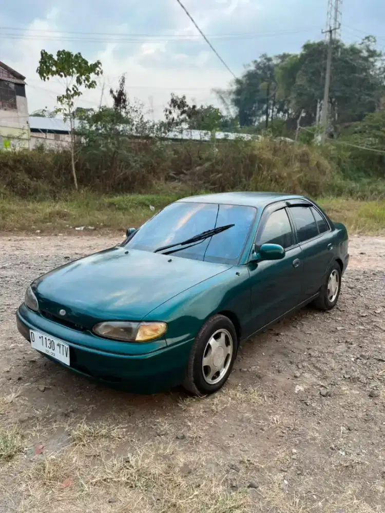 Hyundai accent  1996