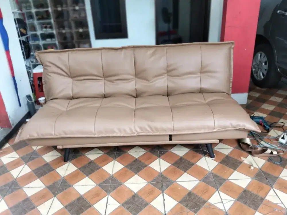 Tukang service sofa