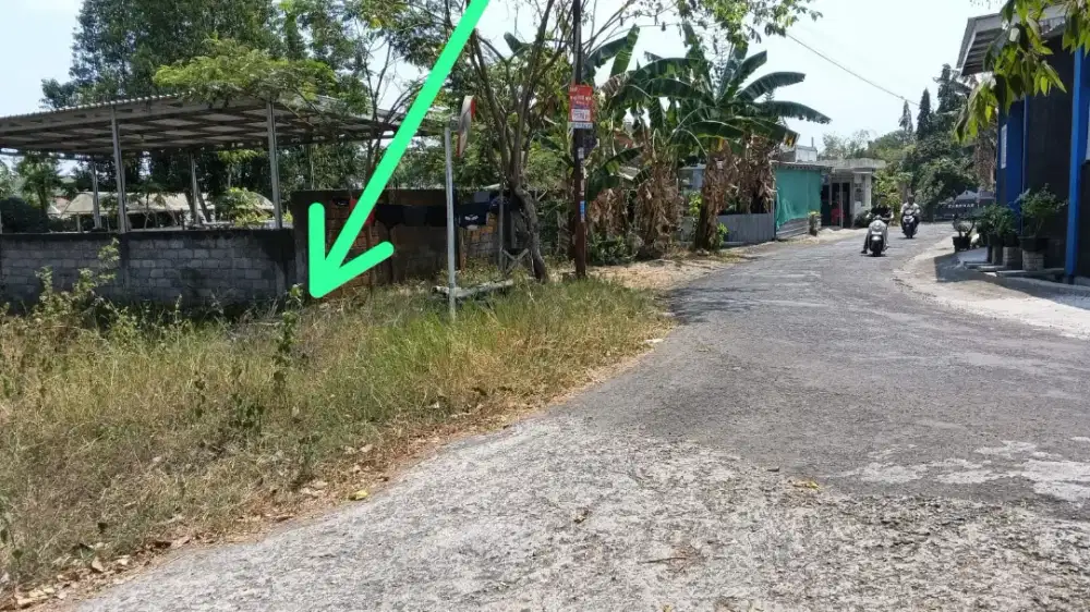 Disewakan tanah cocok untuk kost kostan belakang kampus UII terpadu
