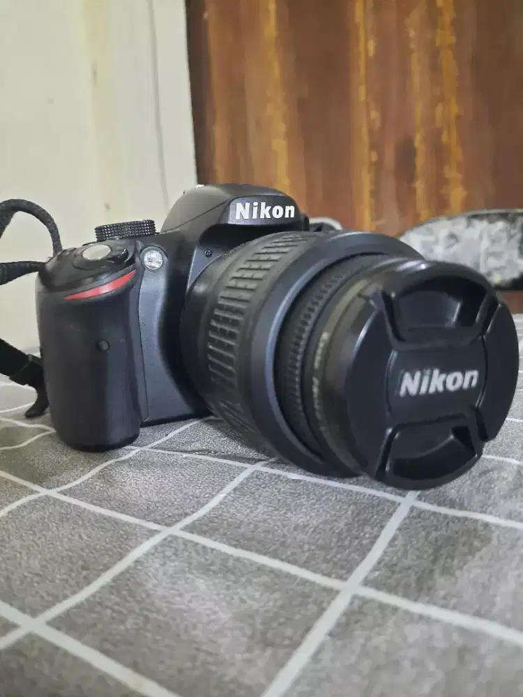 Jual kamera Nikon D3200 + casan mulus normal