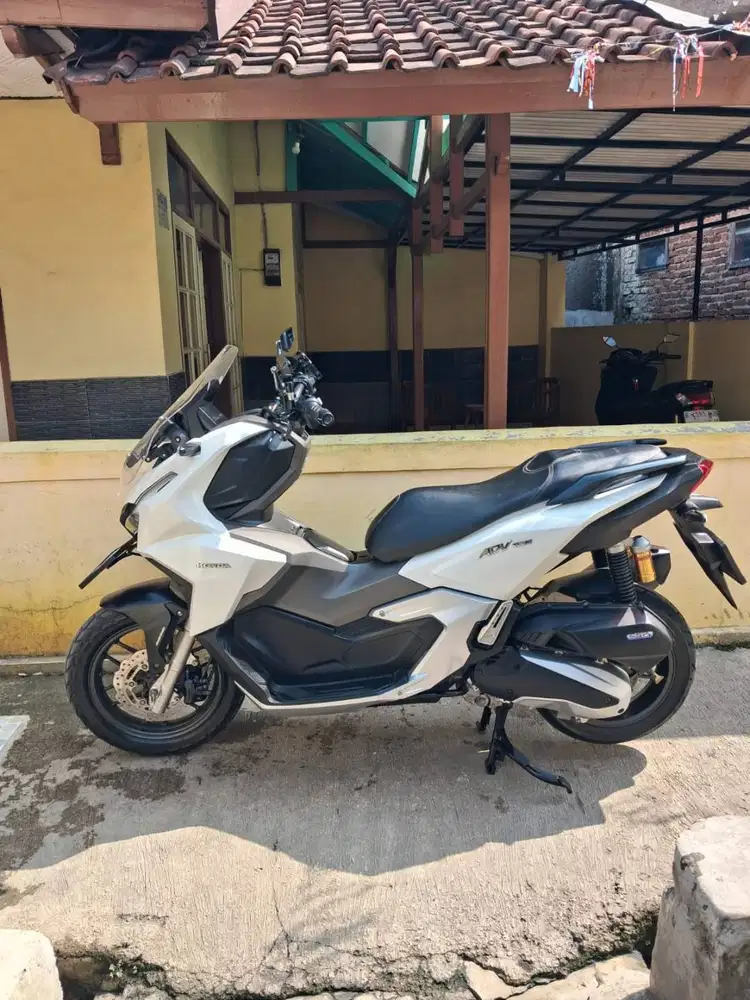 ADV 160 CBS samsat D kodya Bandung