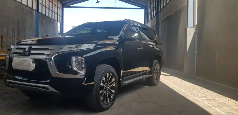 Mitsubishi Pajero Sport 2.4L Dakar Ultimate 4 x 4 AT