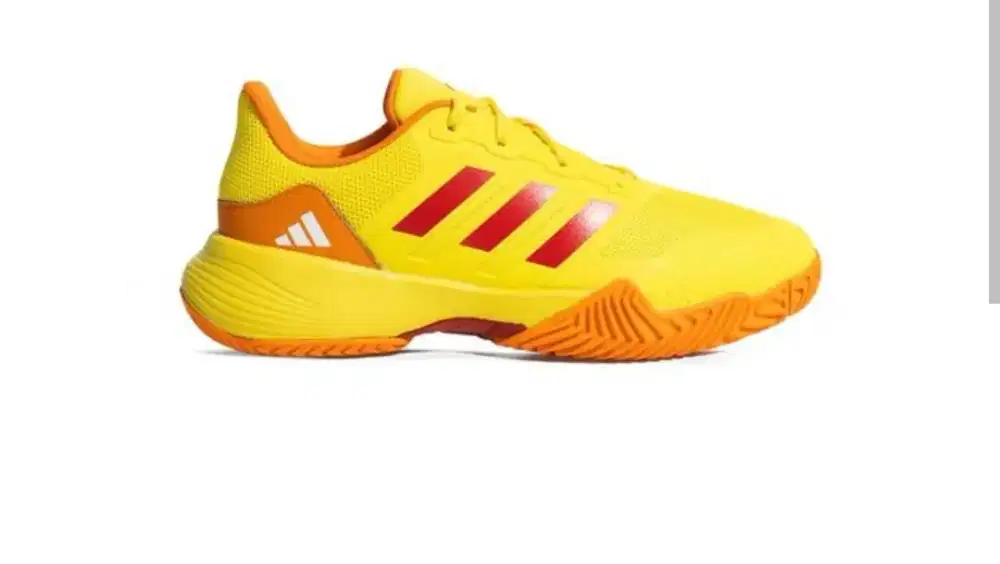 For sale - Adidas indoor yellow