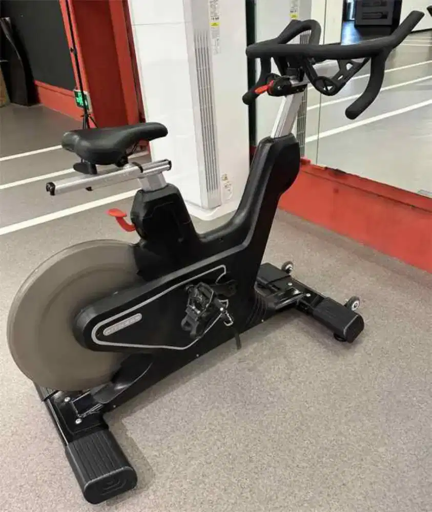 spining bike komersial fitness import