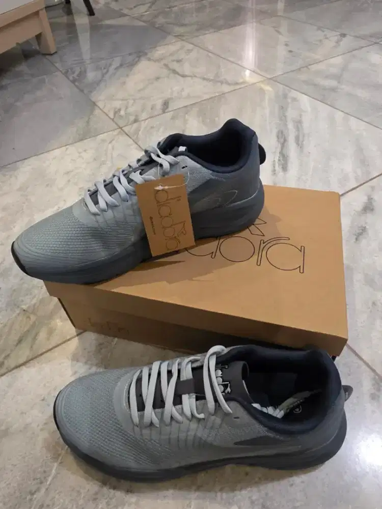 Sepatu Running Olahraga Diadora