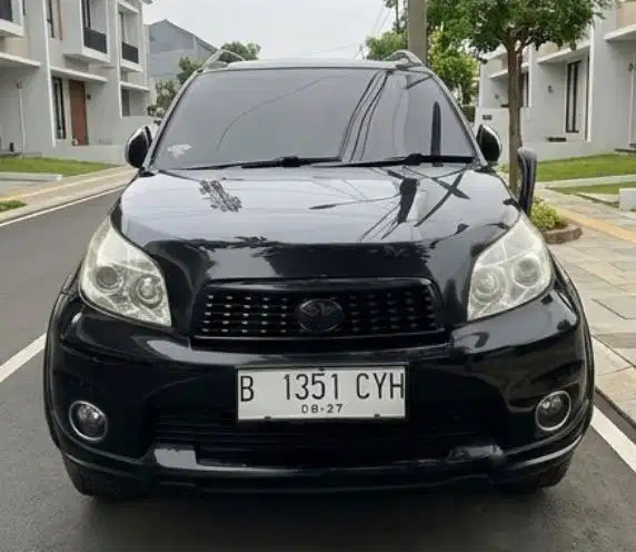 Toyota Rush type S tahun 2011 M/T